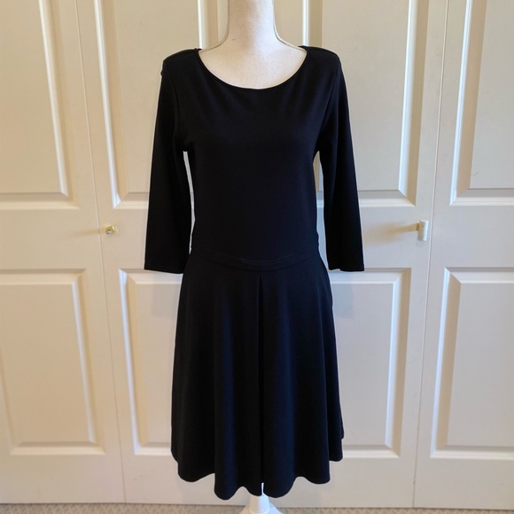 Reiss Hawn Fit and Flare Black Dress | 10 - Picture 4 of 12